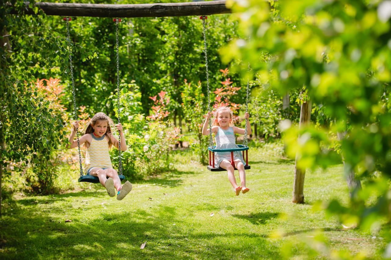 Hotel Tiefenbrunn Gardensuites & Breakfast 라나 외부 사진