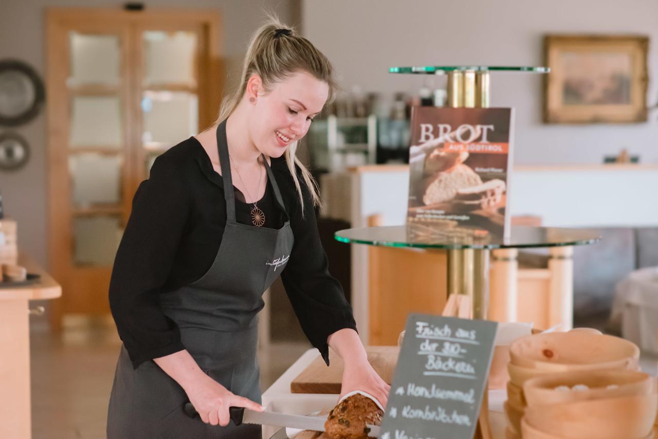 Hotel Tiefenbrunn Gardensuites & Breakfast 라나 외부 사진