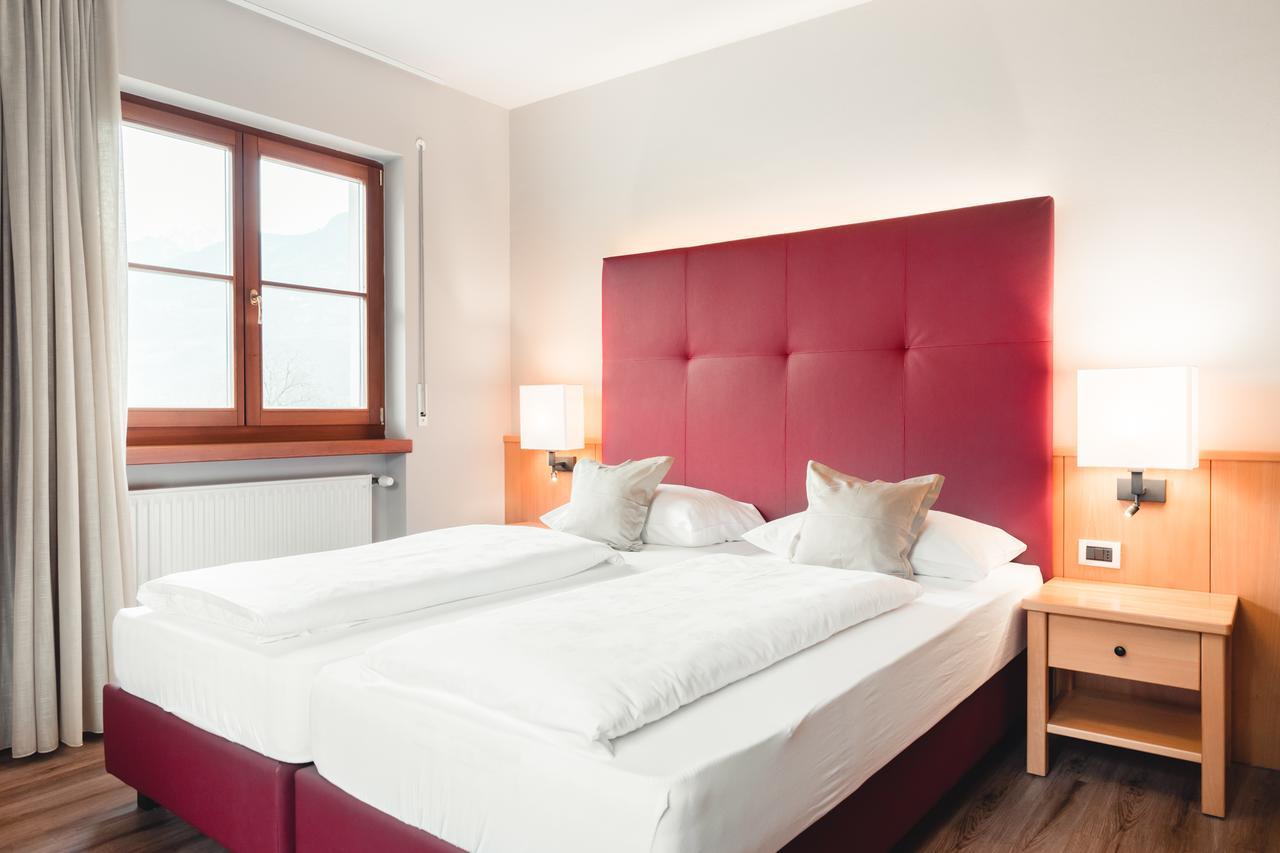 Hotel Tiefenbrunn Gardensuites & Breakfast 라나 외부 사진